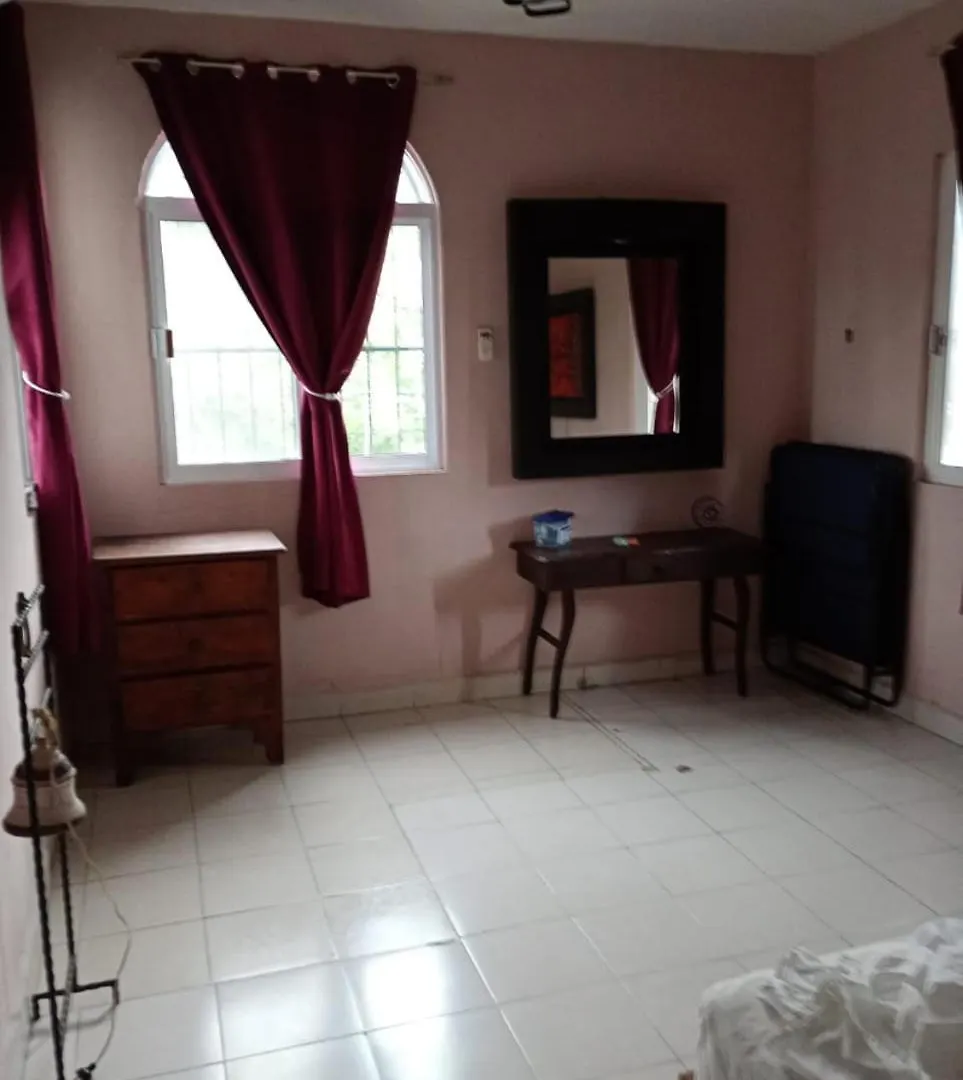 Appartamento En Planta Alta A Pie De Avenida Cozumel